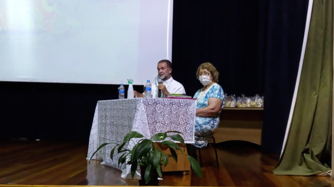 Seminário temático sobre educação Paim Filho