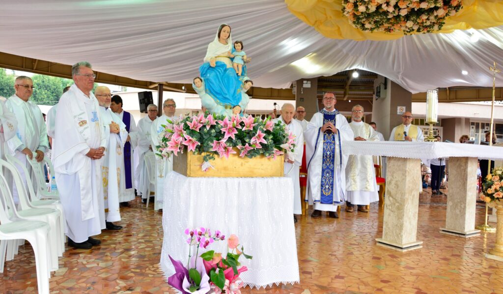 Presbitério no domingo da romaria